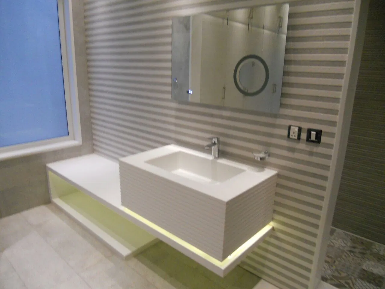 Premium Custom Solid Surface Countertop with Integrated Hotel Sink