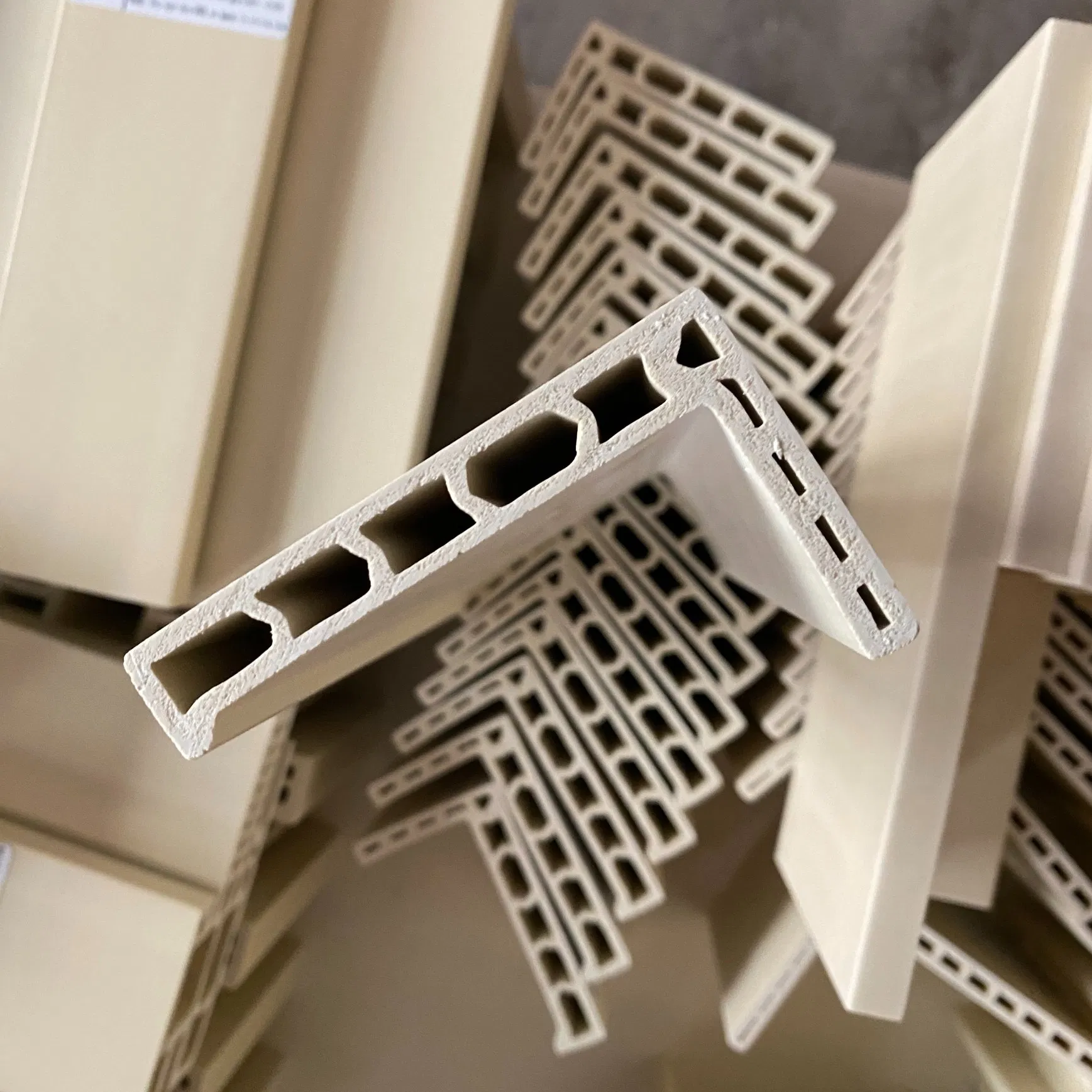 PVC Plantation Shutters for Bathroom with Good Quality