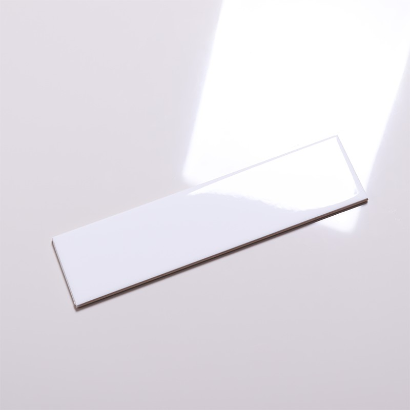 75X300 mm Glazed Glossy Ceramic Living Room Wall Tile in White