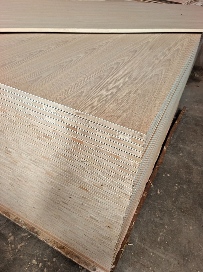 Matt, Textured, Embossed or Glossy 17mm or 18mm White Melamine Block Board/Blockboard for Cabinets