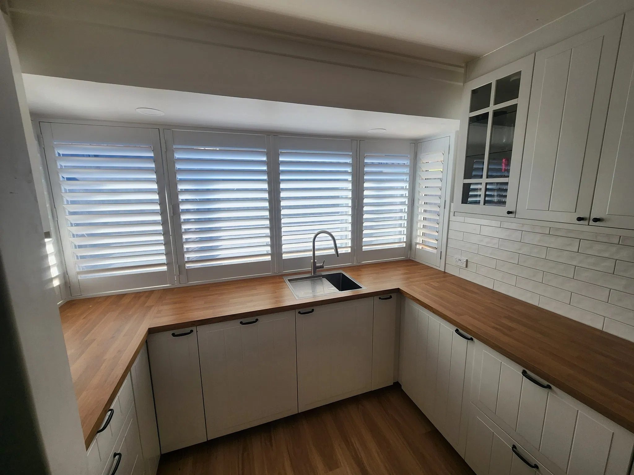 PVC Plantation Shutters for Indoor Home Sunshade Eco-Friendly PVC Windows Kitchen Room Windows Door