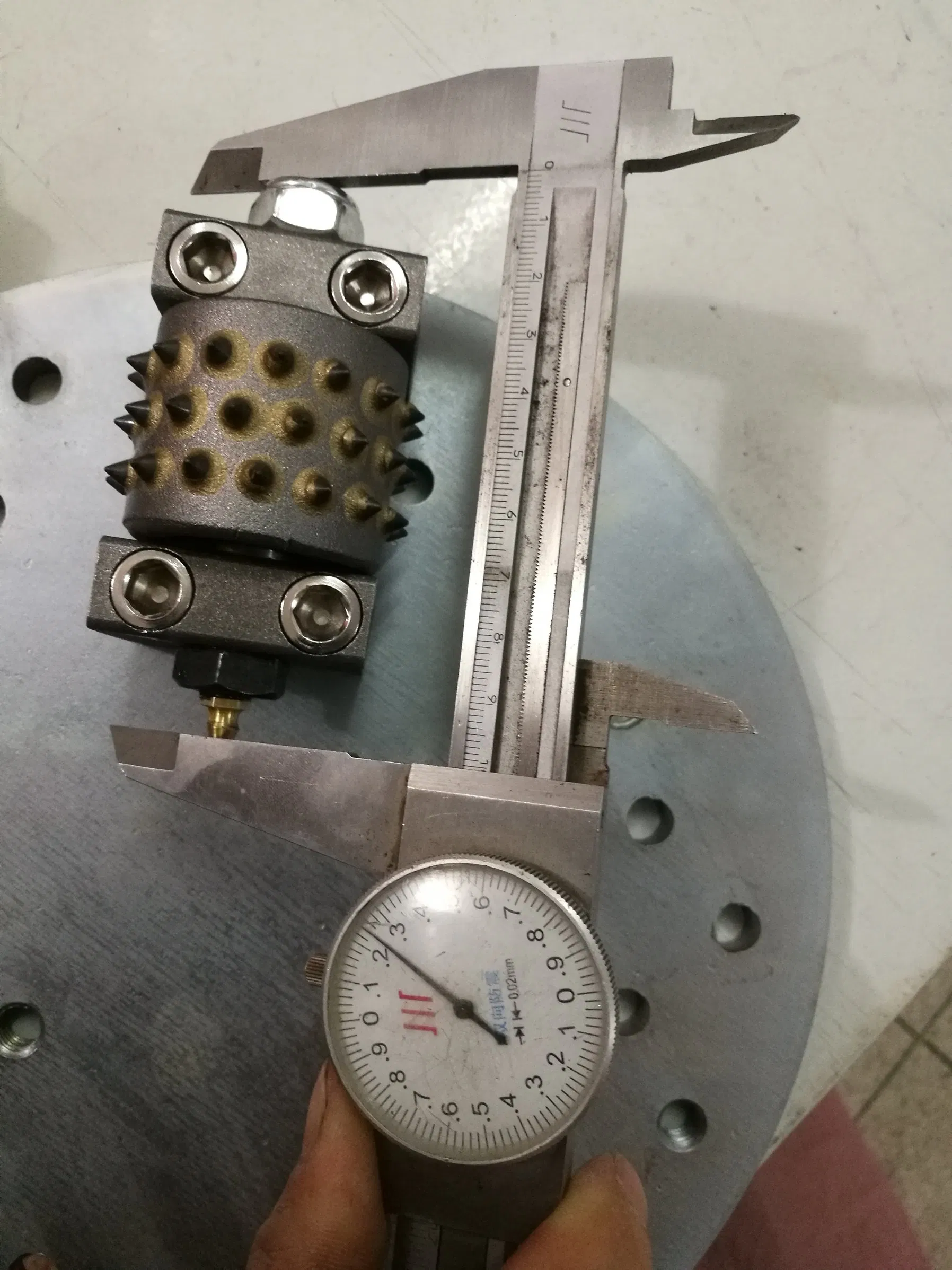 Алмазный роликовый буш-хаммер для шлифовки бетона