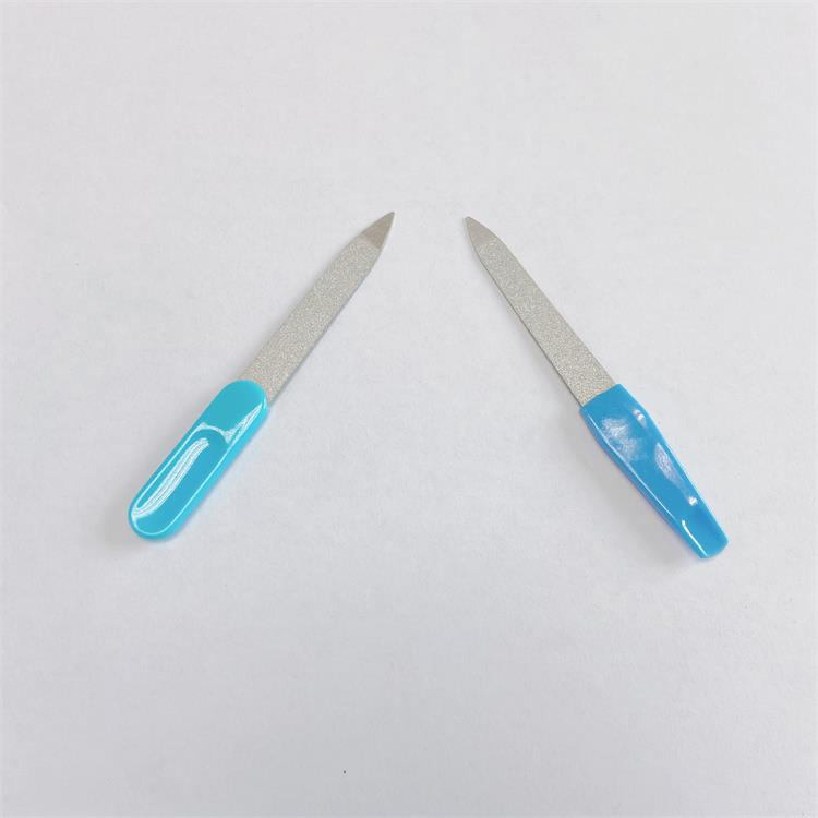 Cheaper Professional Metal Small Nail File with Plastic Handle for Baby Using
