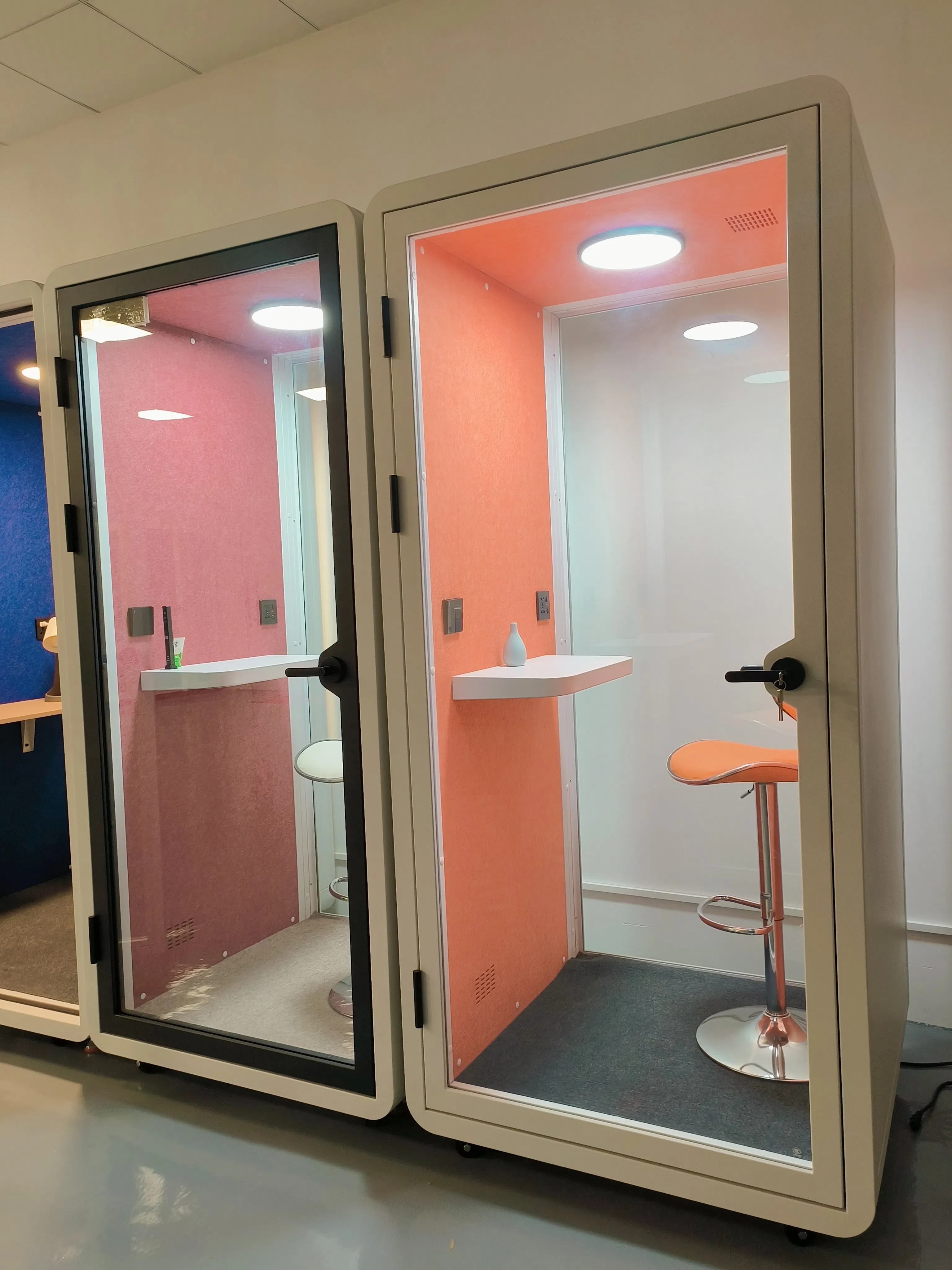 Convertible Acoustic Booth for Ultimate Sound Isolation Experience