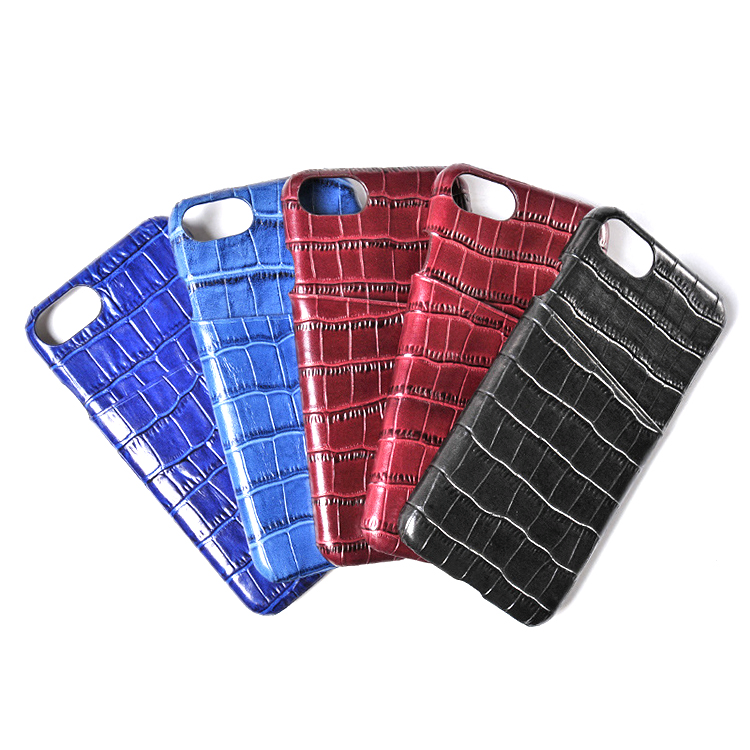 Чехол для iPhone из кожи крокодила с дизайном на заказ