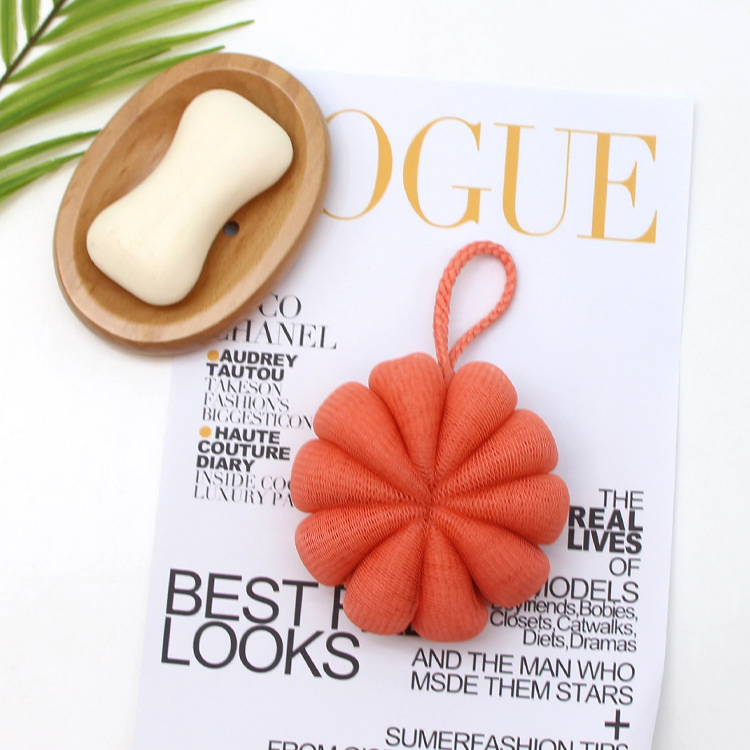 Orange Pumpkin Shaped Flexibly Mesh Shower Puff for Body Cleaning
