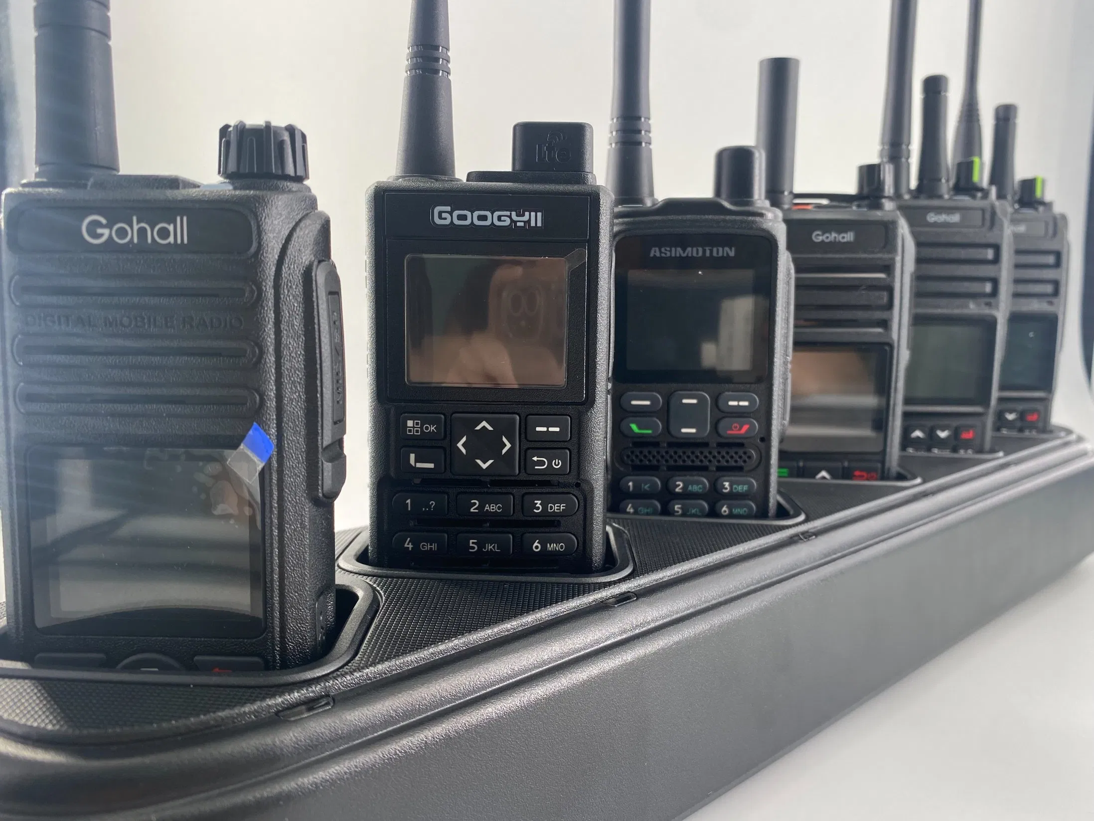 Универсальное зарядное устройство K3 для раций