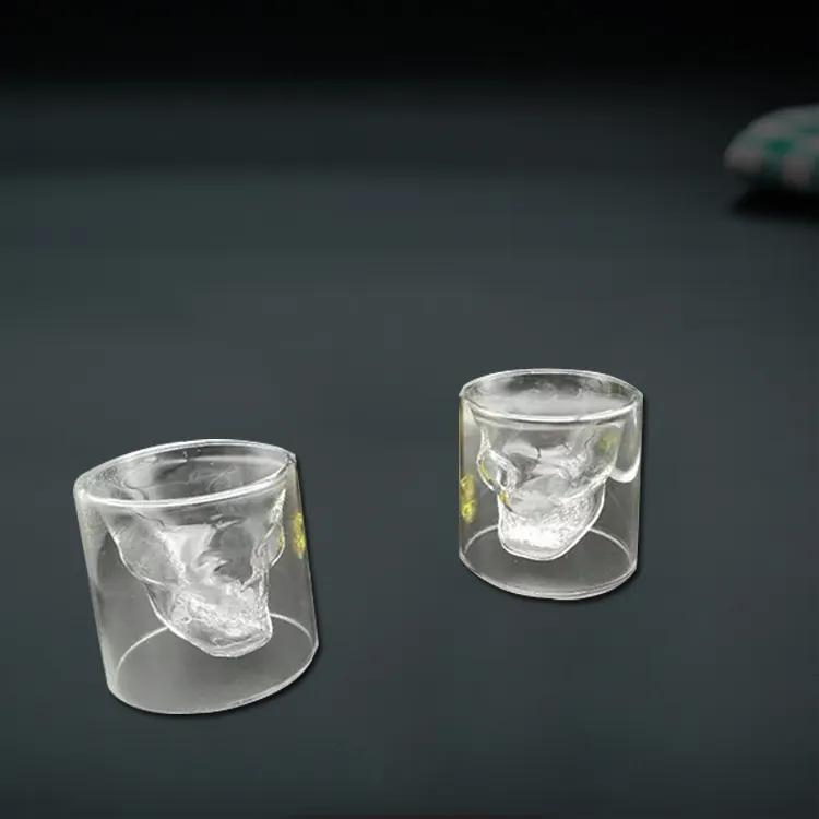 Factory Wholesale High Quality High Borosilicate Glass Skull Shape Bottle