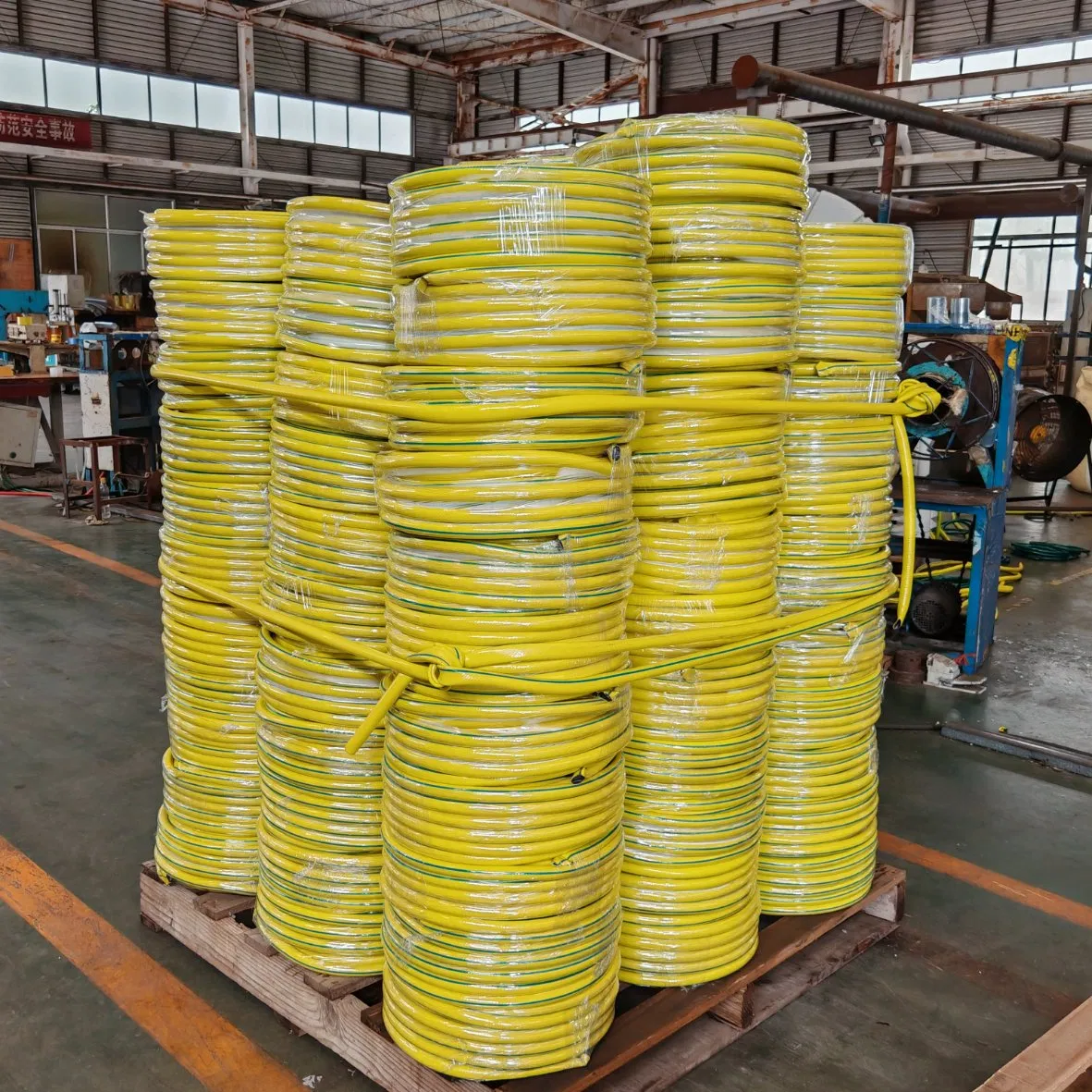 Made in China Garden Hose with Brass Fittings