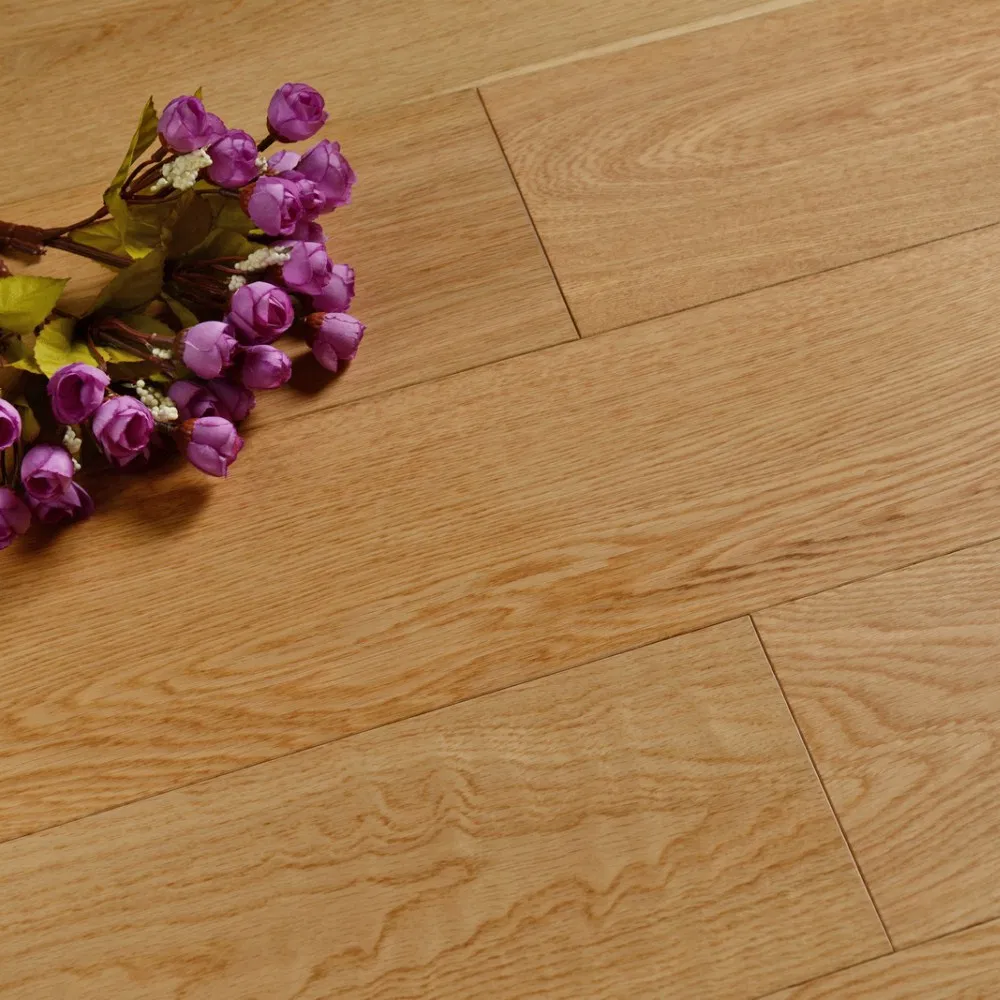 Трехполосный инженерный паркет с водозащитой