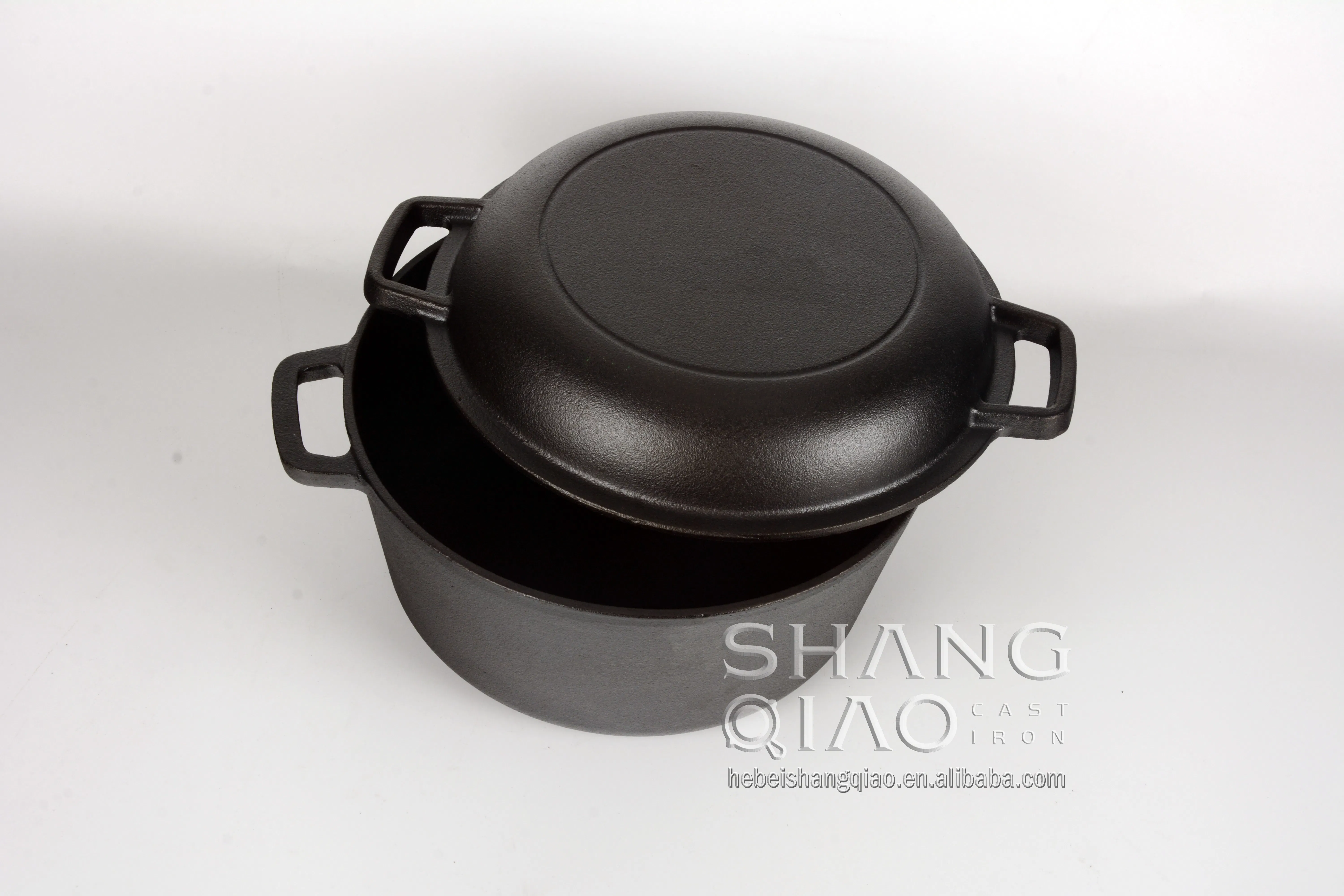 Чугунная голландская печь с хлебной лентой и крышкой-сковородой