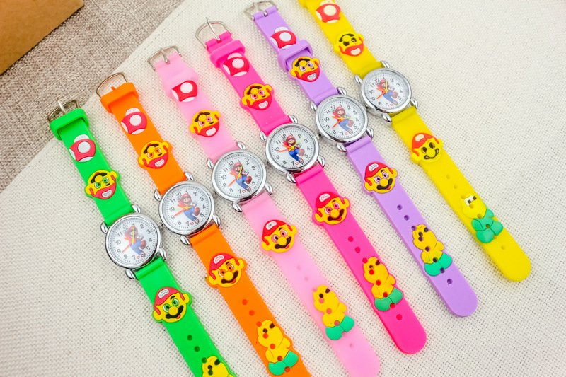 Good Quality 3D Cartoon Mario Silicone Gift Watch