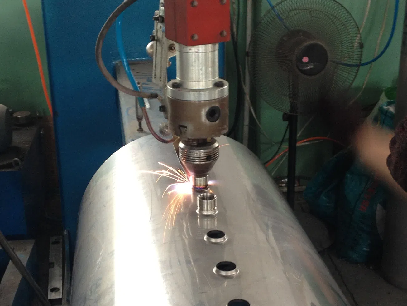 150L Compact Non-Pressure Solar Heater (aluminum frame)