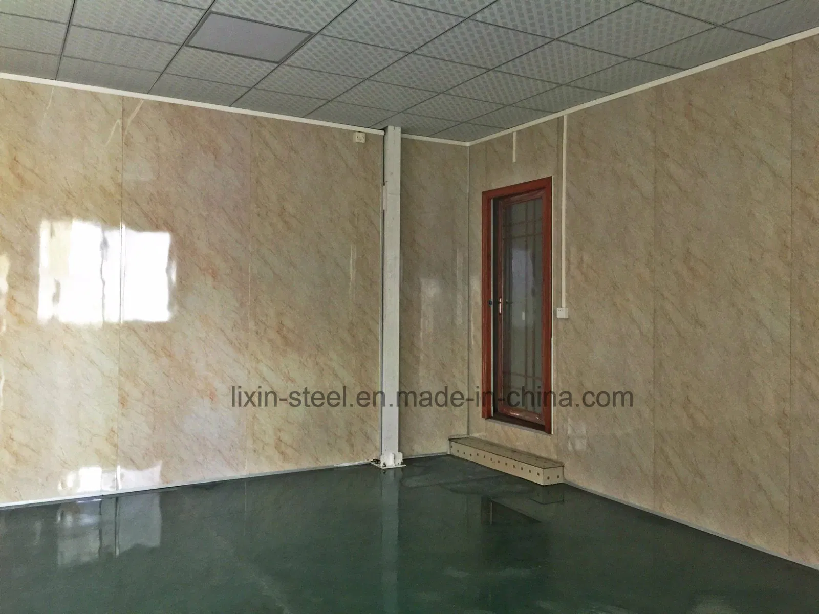 Good Looking Prefab Steel Frame with Sandwich Roof and Wall Panel
