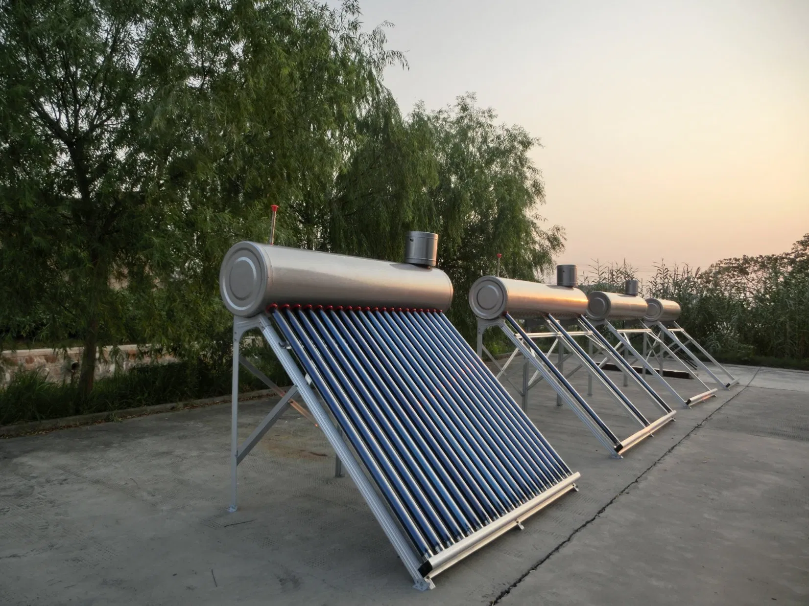 Low Pressure Economic Solution Solar Water Heater
