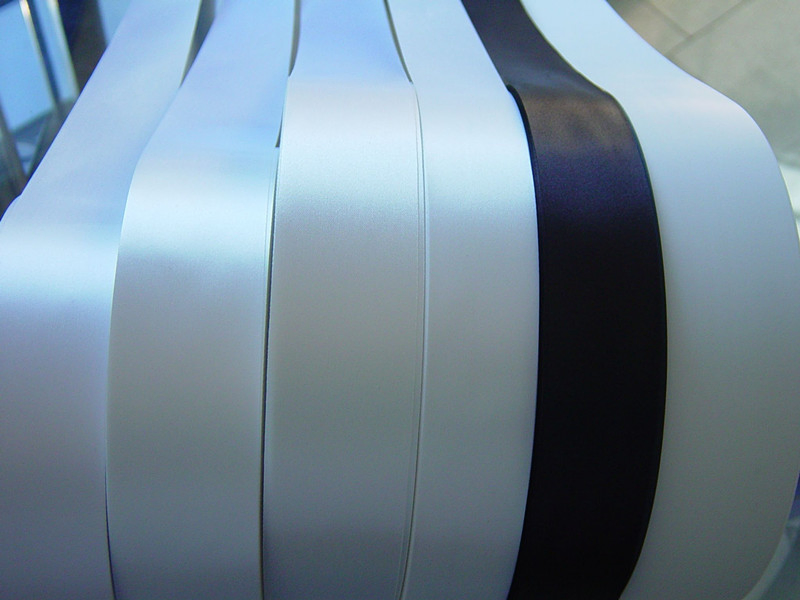 China Factory Reliable Quality Self-Adhesive Label Ribbon