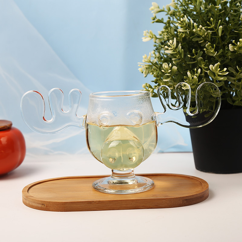 Бокал для вина с лосиными рогами из стекла