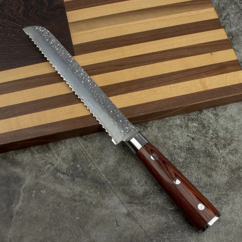 Japanese Damascus Knife High Quality 8 Inch Serrated Bread Knife 67 Layer Damascus Steel with Pakka Wood or G10 Forged Handle