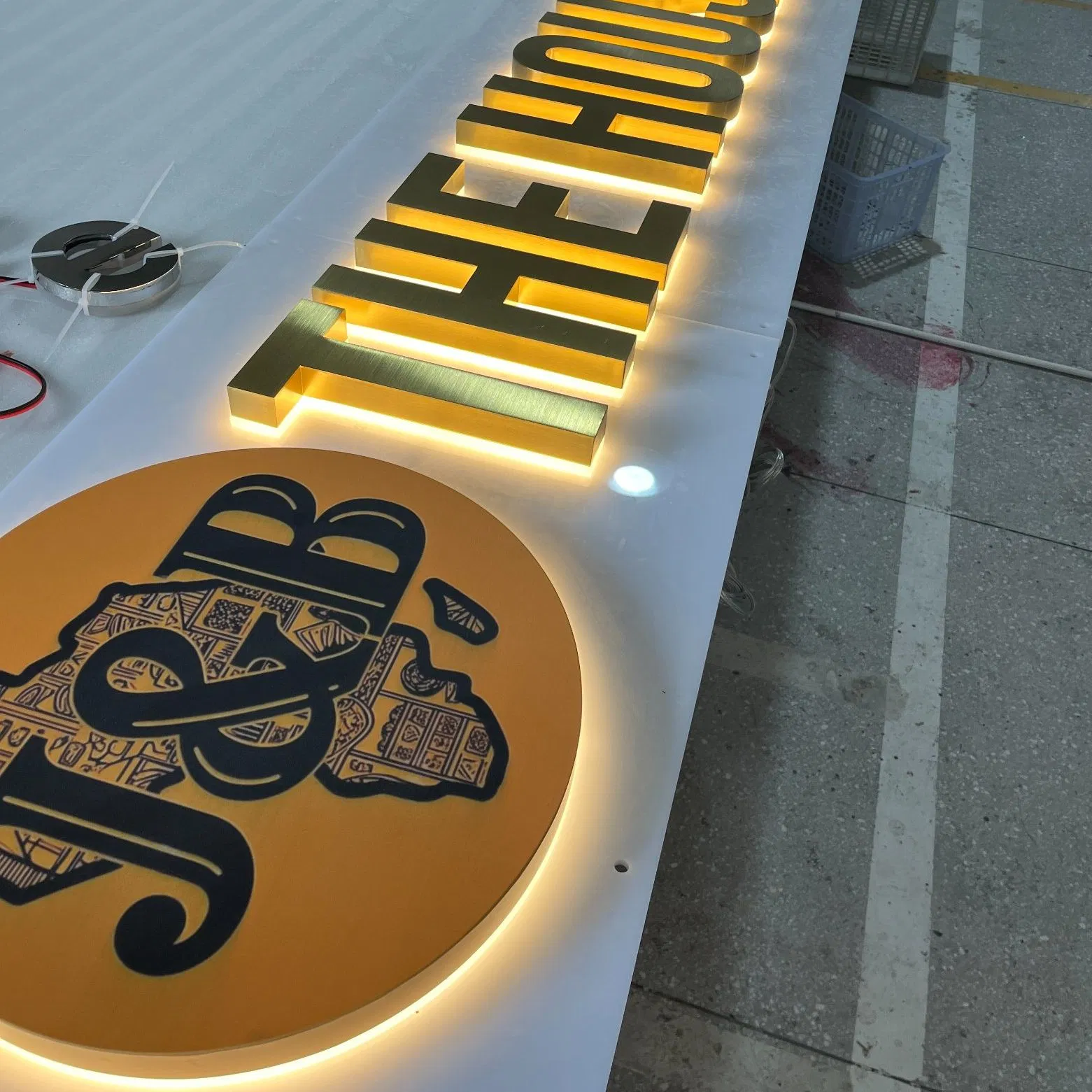 Customized Backlit Channel 3D Letters Sign Stainless Steel Sign