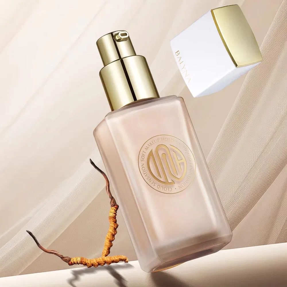 Жидкий тональный крем полного покрытия, стойкий и водостойкий