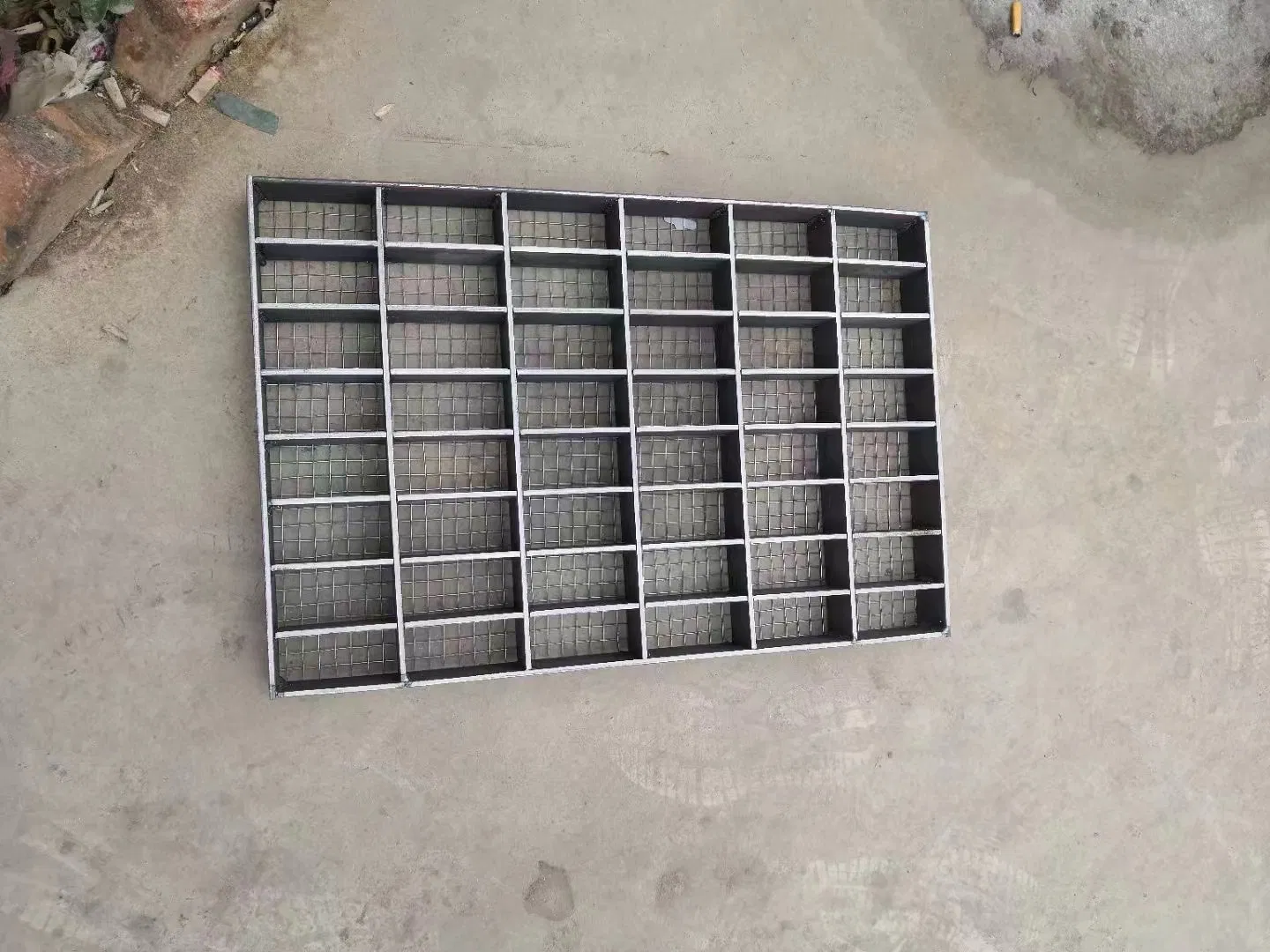 Hot Dipped Galvanized Plain Flattern Steel Grating/Pick Proof /Galvanized Steel Bar Grating