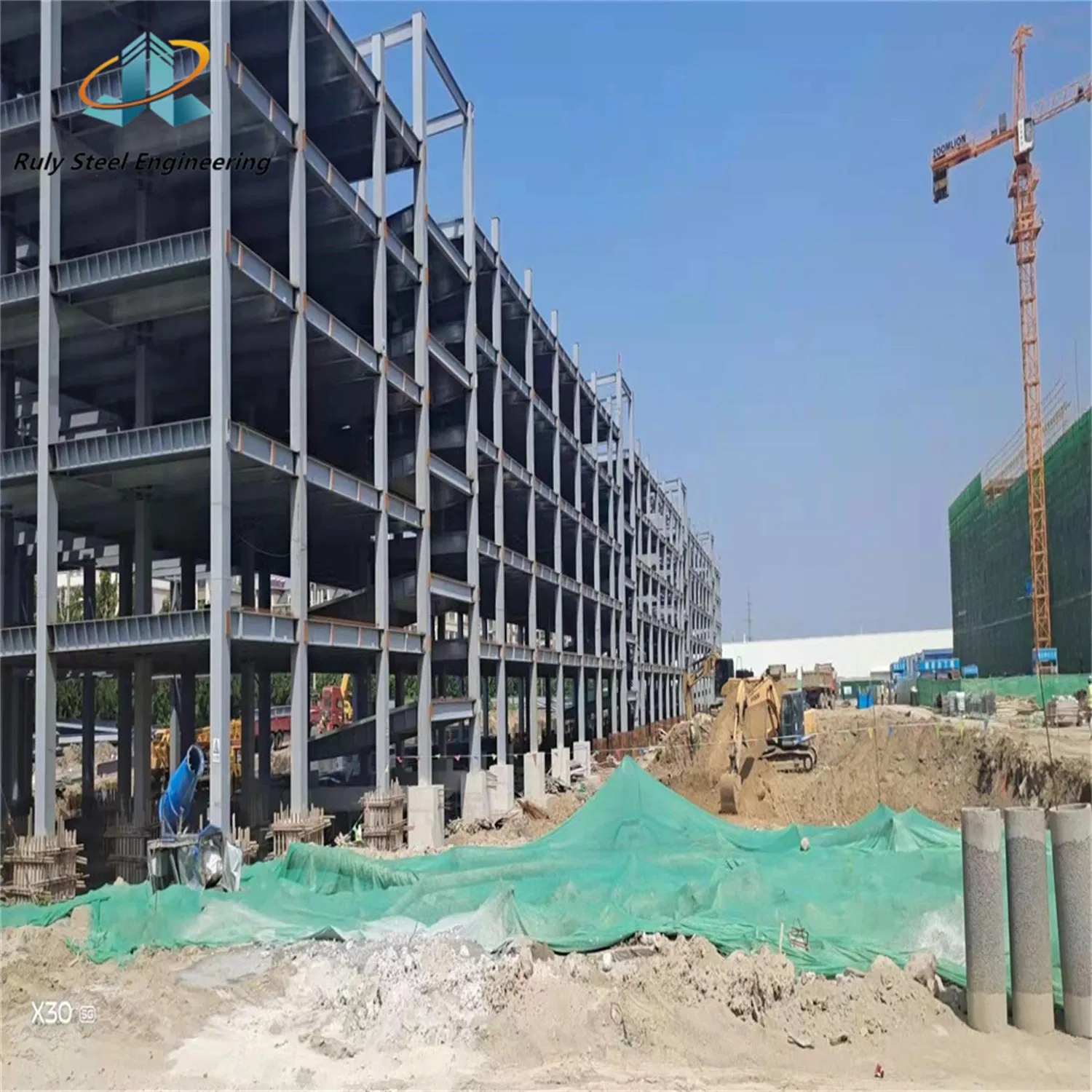 Good Seismic Performance Aluminum Alloy Window Made in China Prefab Structure Steel Warehouse