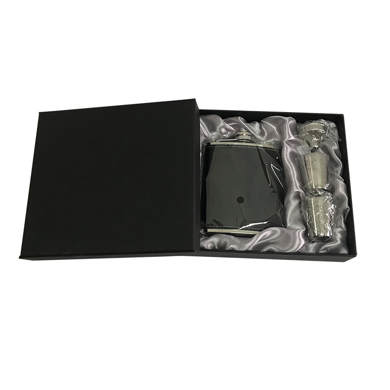 High Quality Stainless Steel Hip Flask Set with Shot Glass and Gift Box for Putinka Cirrus Lagavulin Islay