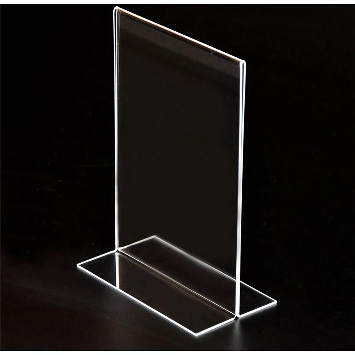 Acrylic Display Innovations for Retail