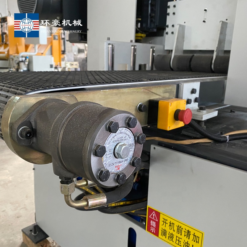 Ленточная пила горизонтальная с ЧПУ автоматическая