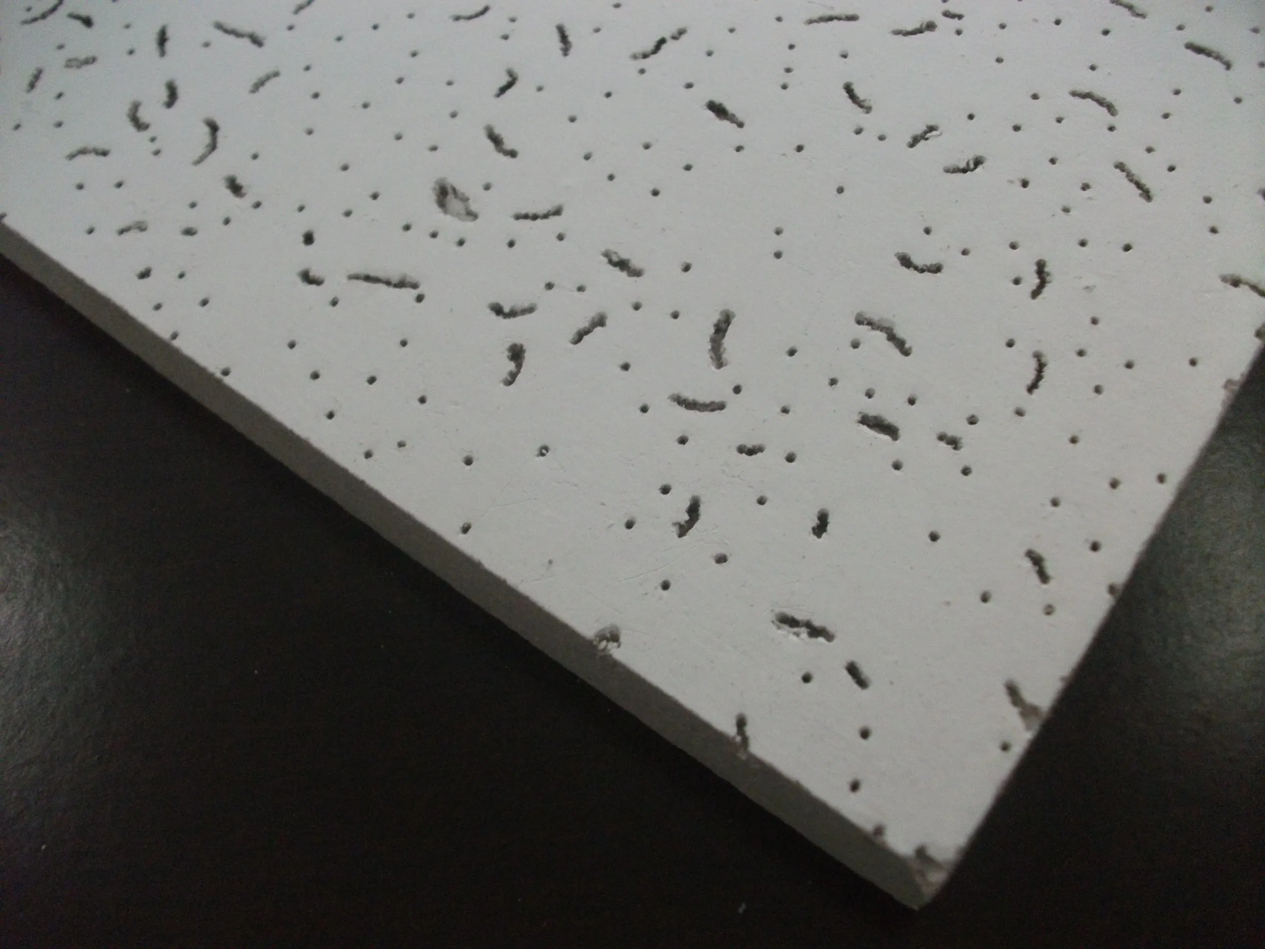 Mineral Fiber Board for Suspended Ceiling 600*600*15mm