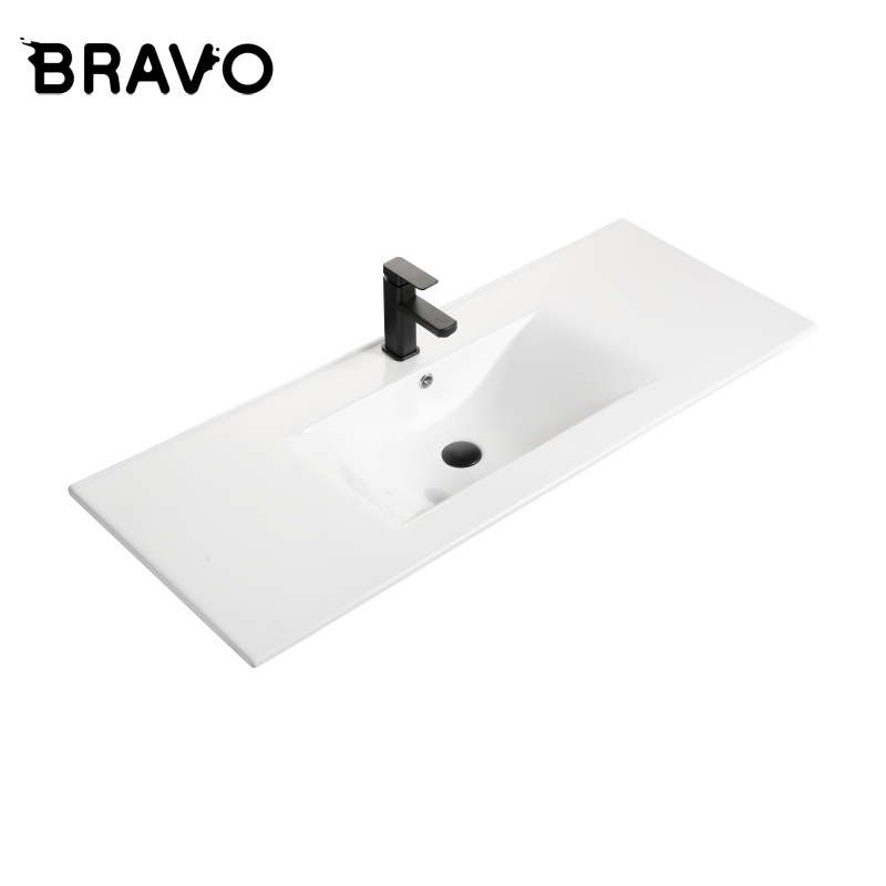 Раковина для ванной BRAVO белая керамическая