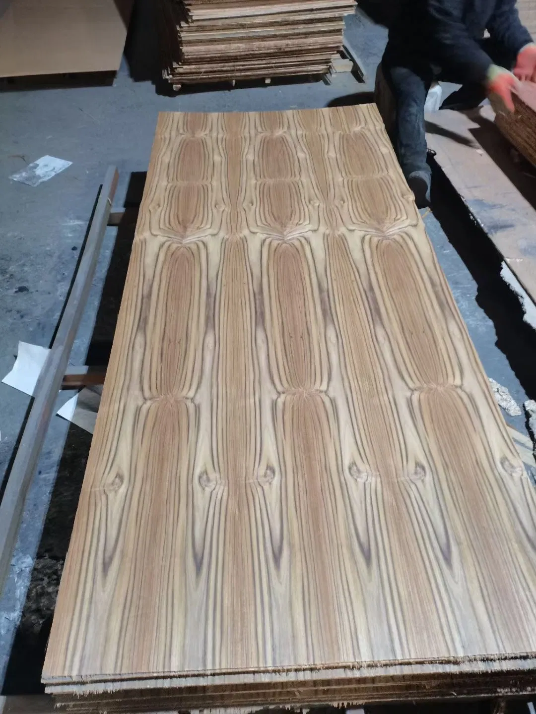 1220X2440X1-25mm E1 Melamine MDF Board for Furniture for MID-East Market