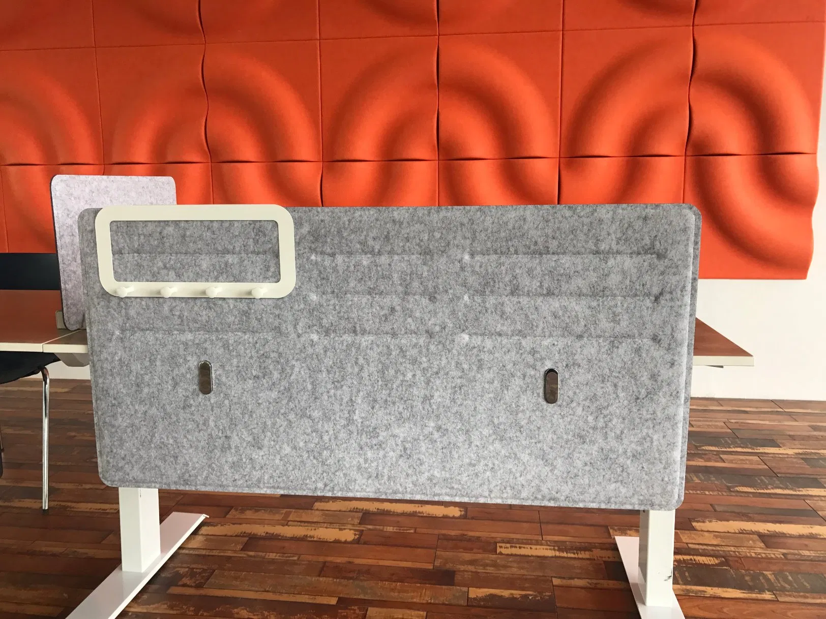 Kushung Modern Workstation Acoustic Furniture Office Desk Partition Screen