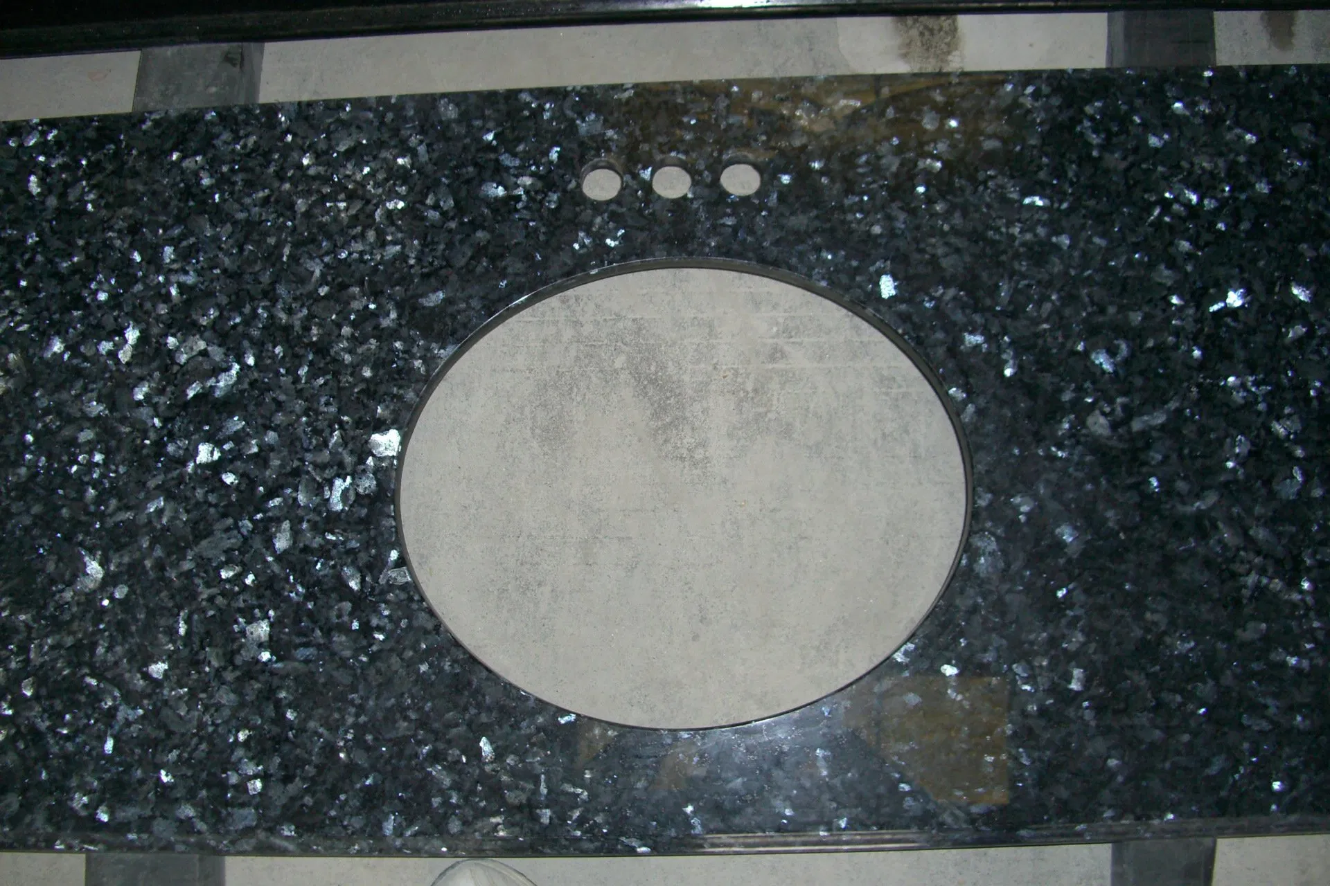 Плитка гранитная Ice Blue, полированная/термообработанная