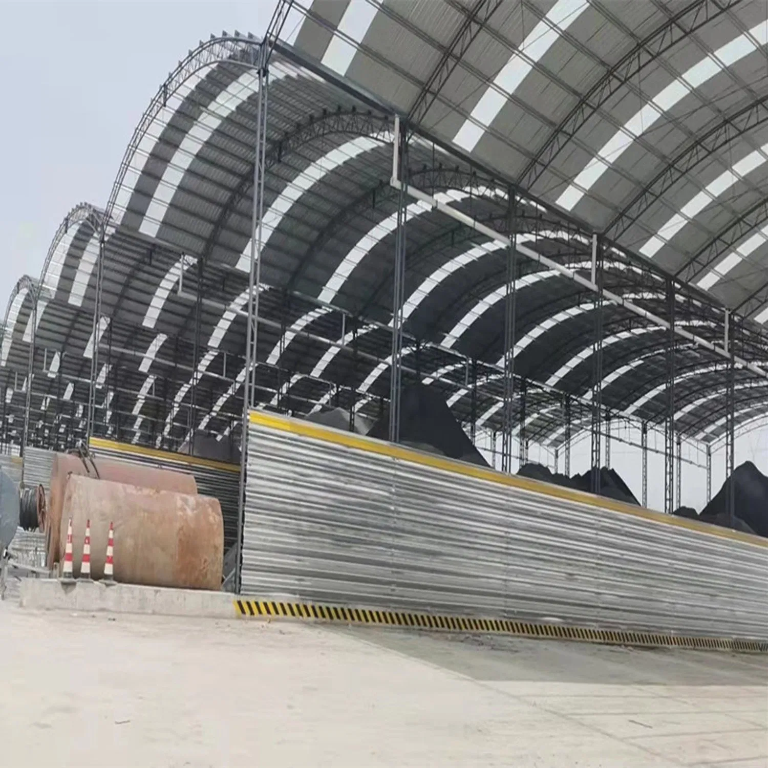 Premium Minimalist Steel Car Shelter with Quick Assembly