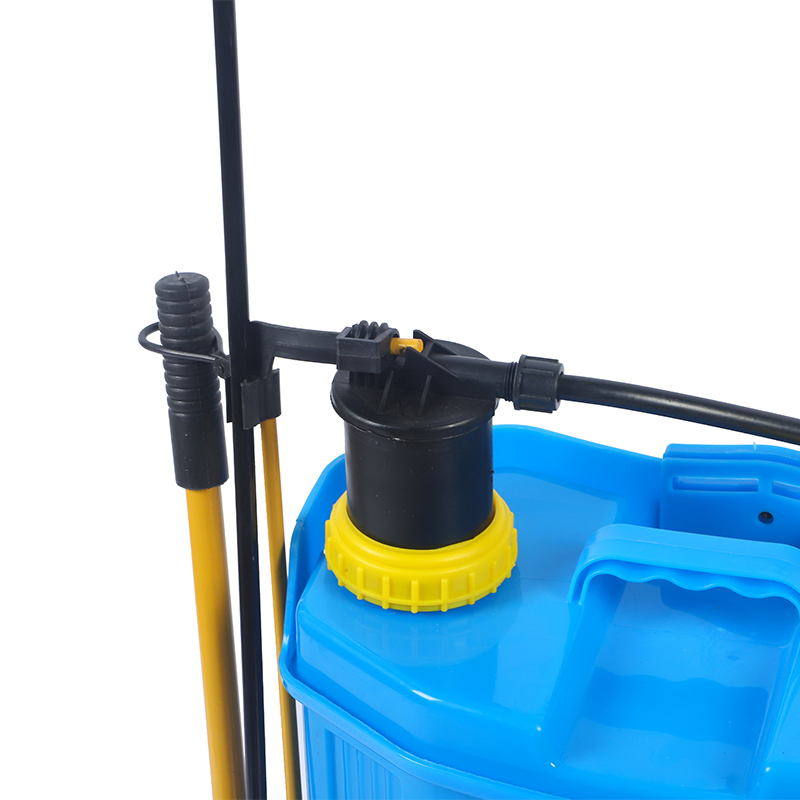 China Manufacturer 12L Small Handle Manual Portable Sprayer