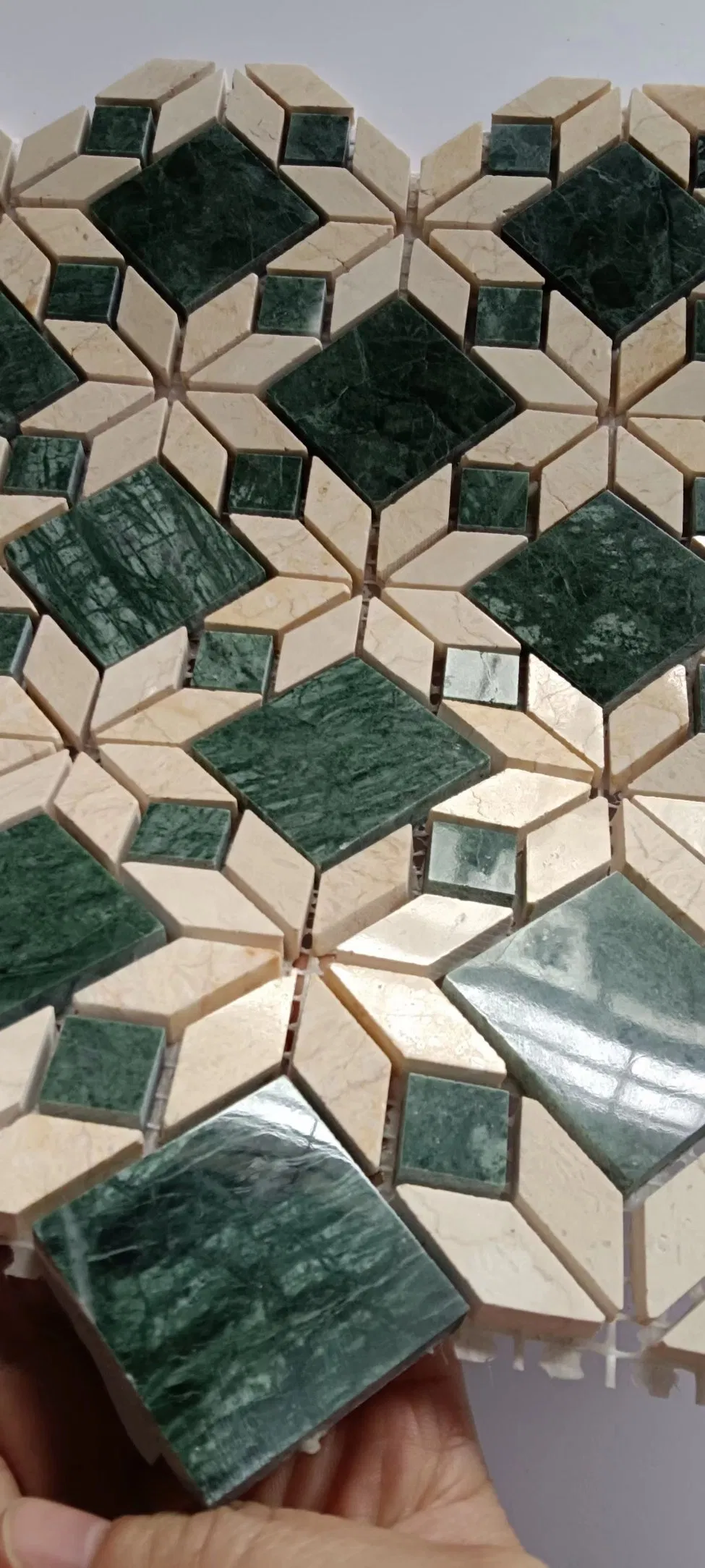 Мозаичная плитка из мрамора для бассейна Green Mosaic Blue