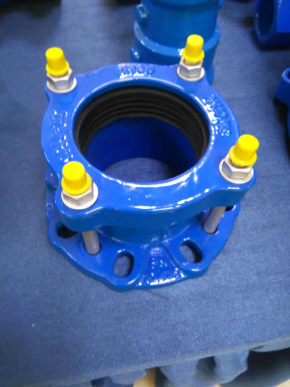 Heavy-Duty Ductile Iron Pipe Coupling for Ultimate Flexibility