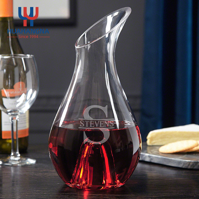 Custom Crystal Wine Decanter Classic Crystal Wine Carafe Hand Blown Clear Glass Wine Decanters
