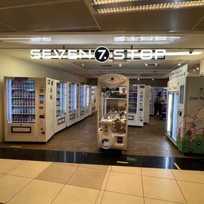 Weimi Fully Automatic Locker Fresh Flowers Vending Machine with Cooling System for Rose Bouquets in Shopping Mall