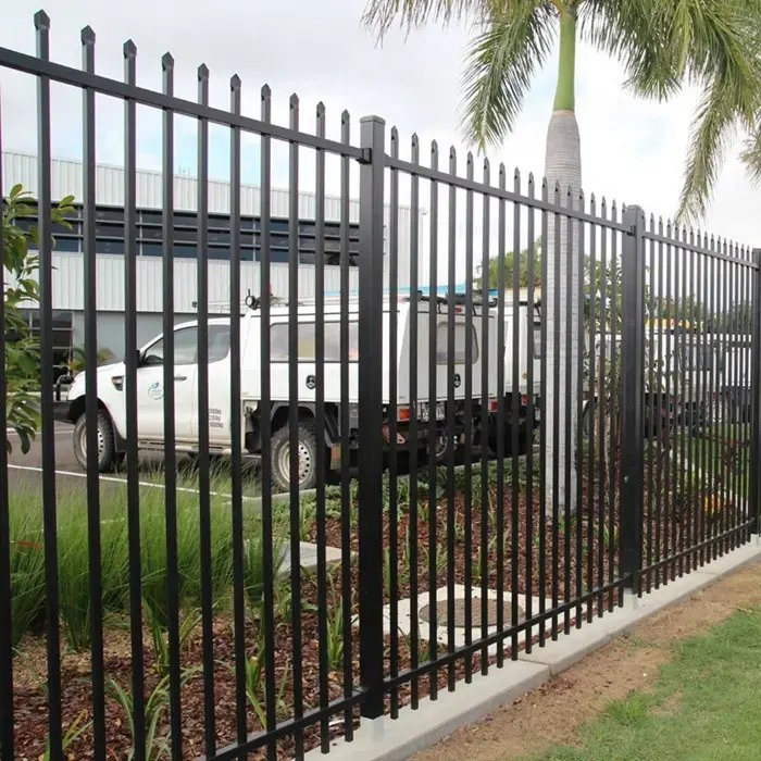 Commercial Steel Fence Ornamental Fence Spear Top Black Fence Garden Security Fence/Fencing Gate Metal Picket Fence Panel Galvanized Tubular Fence Garrison Fen