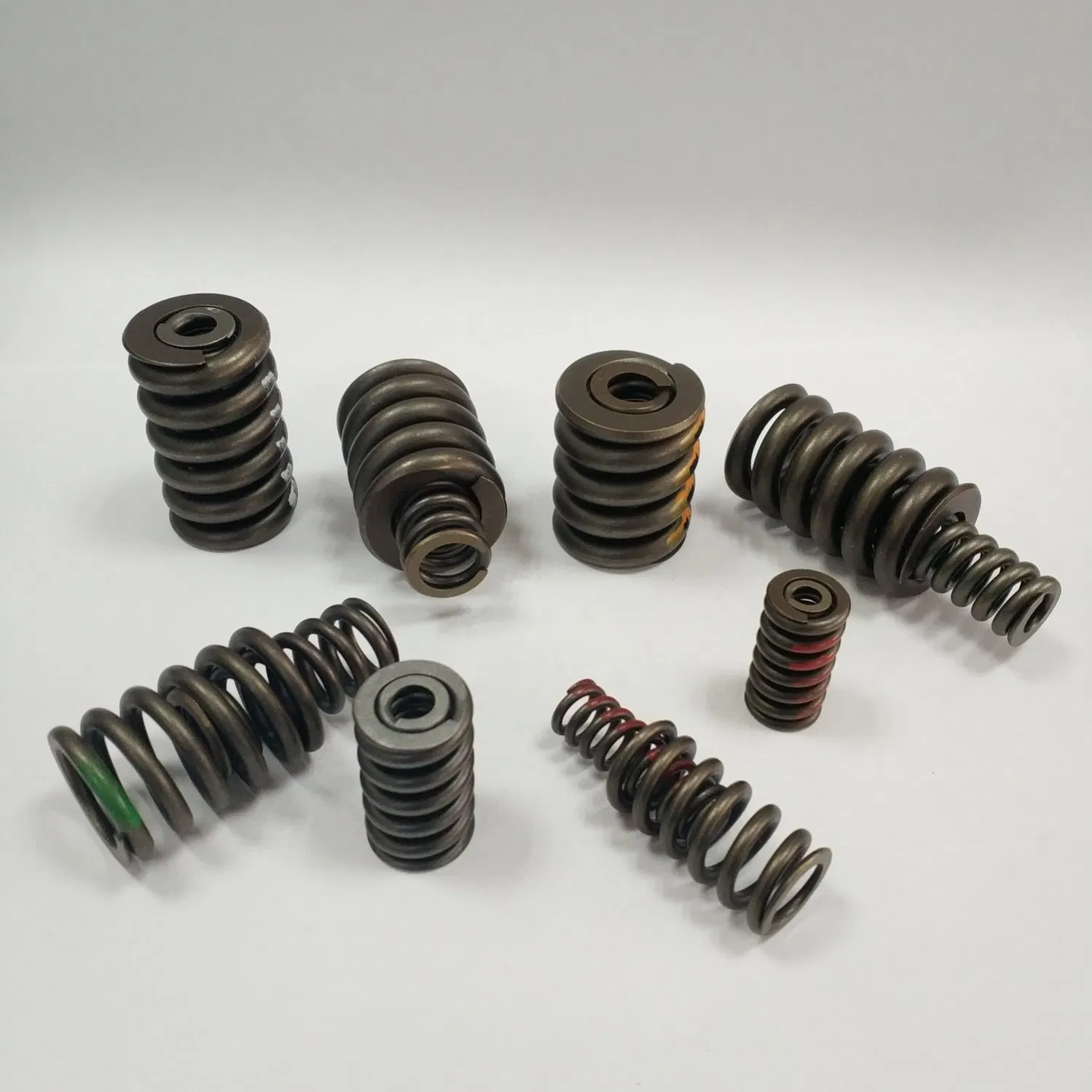 OEM Metal Coil Clutch Spiral Compression Spring in Carbon Steel with High Strength for Auto Vehicle
