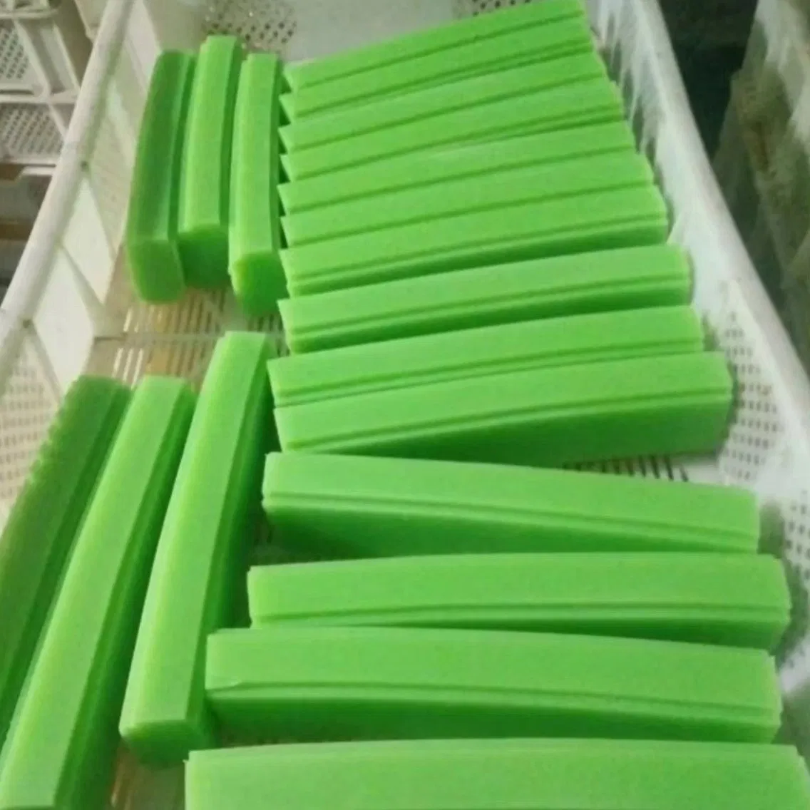 Wholesale Customized China Supplier 1kg 1.5kg Detergent Soap Laundry Bar Soap