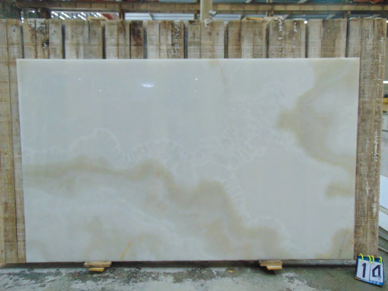 Natural White Onyx Customized Size for Countertop and Big Slabs/Tiles