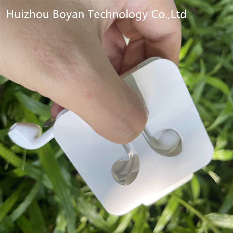 Наушники Earpods с USB-C, проводные