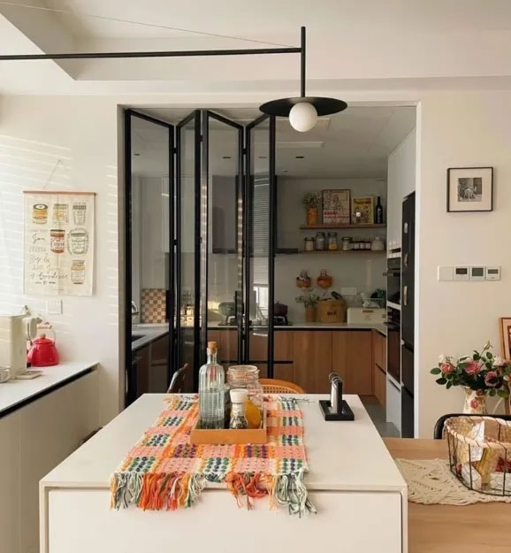 Large Panel Folding Door System Aluminum Glass Panels with Custom Height up to 10FT