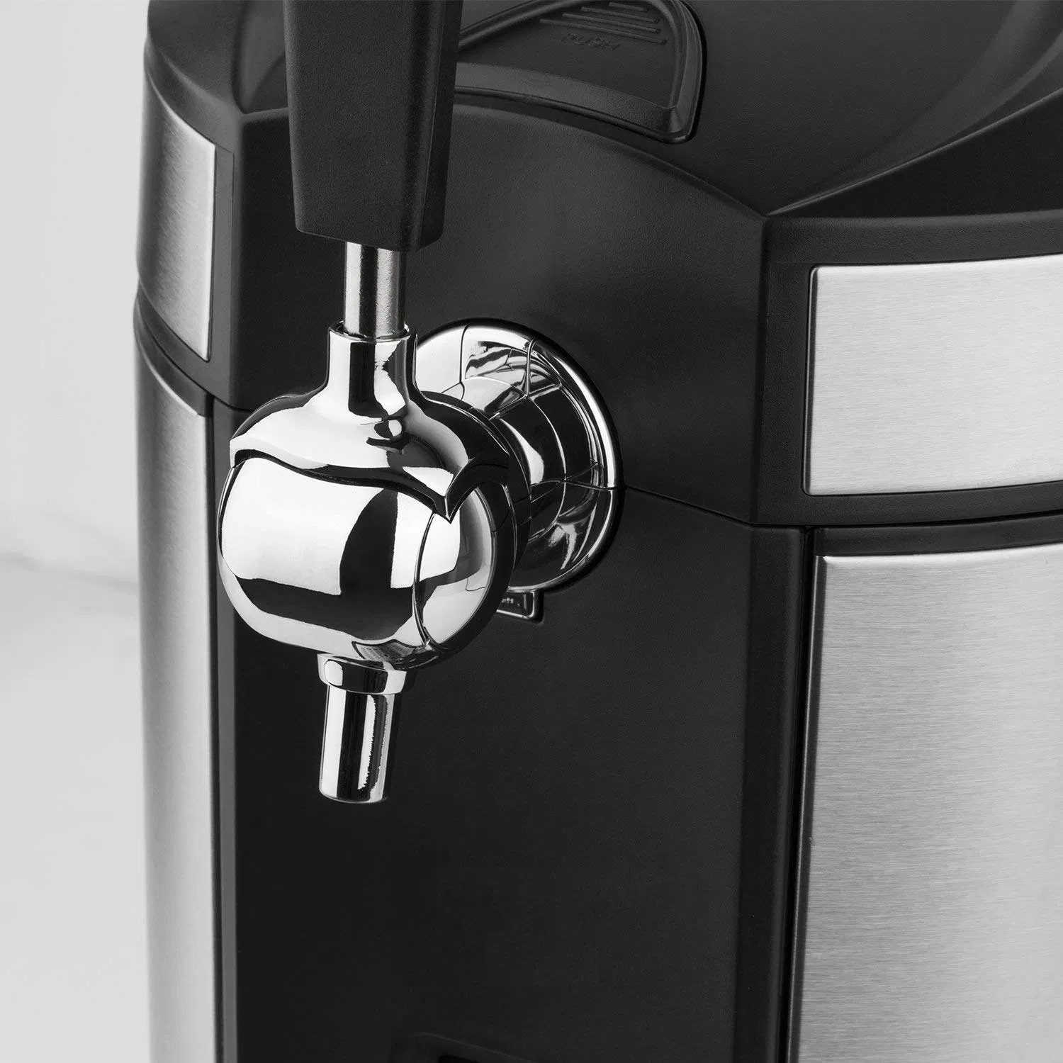 Кегератор для пива с цифровым дисплеем Homate HBD-538B