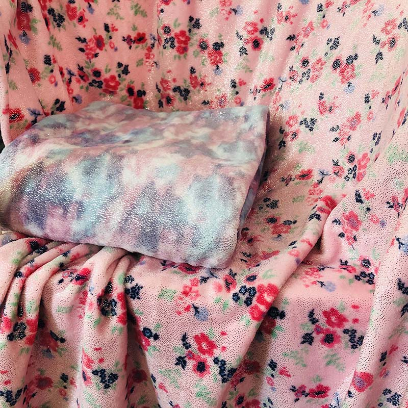 100% Polyester Print Foil Flannel Blanket of Back Brushed