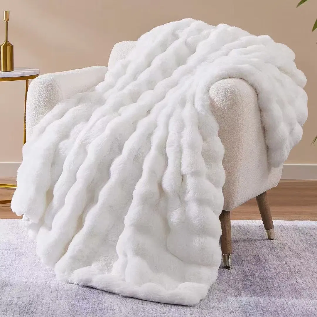 Wholesale Hypoallergenic Faux Fur Throw Blanket for Couch