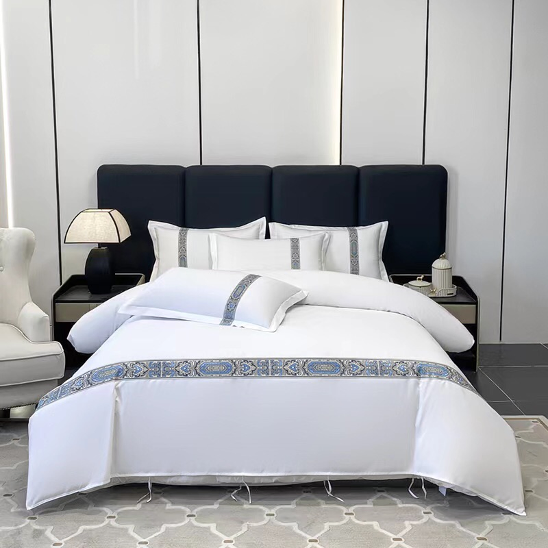 Customized 5 Star Hotel Luxury Bedding Set Colored Embroidery 100% Cotton Fitted/Flat Sheet Hotel Bed Linen Customized Bedding